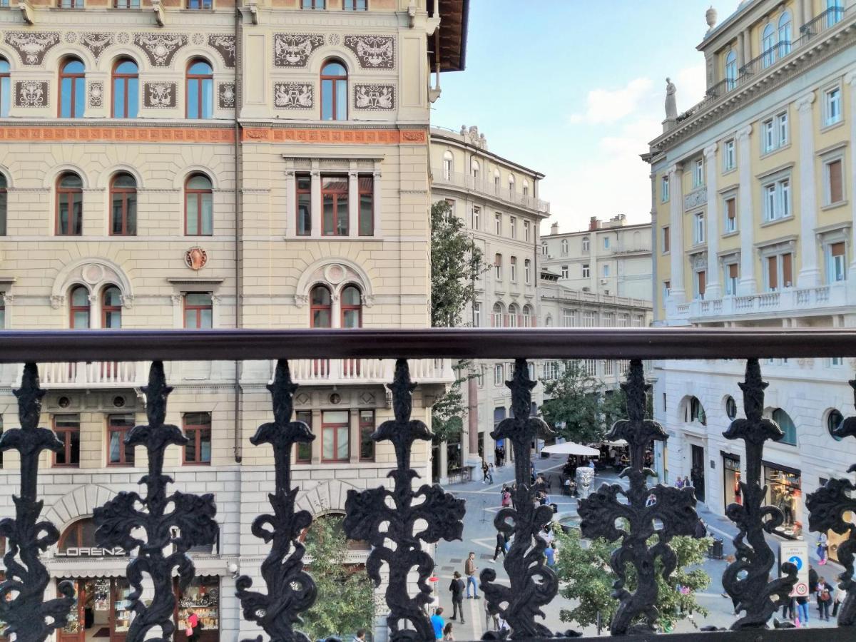 Trieste Center Rooms & Apartments - Fiori Di Trieste Extérieur photo